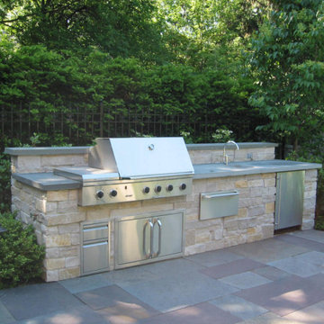 Outdoor Kitchens