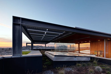 This is an example of a contemporary exterior in Orange County.
