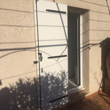 Installation volets battants en aluminium