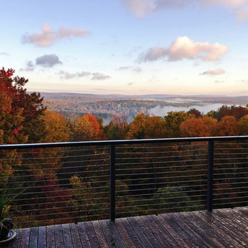 Cresco, PA: Bronze Aluminum Posts & Top Rail Support