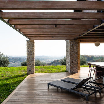 Villa in pietra e legno