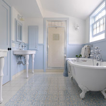 Lake Master Bath