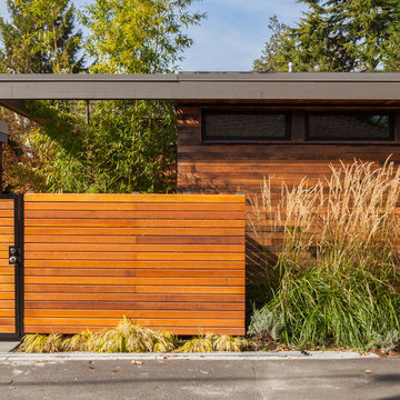 Two Birds Laneway House
