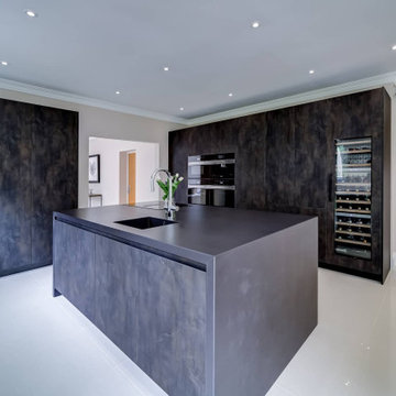 Modern Dark Kitchen in Windlesham