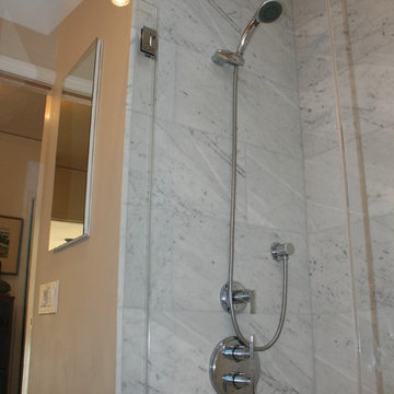 MontArgent Stone Bathroom
