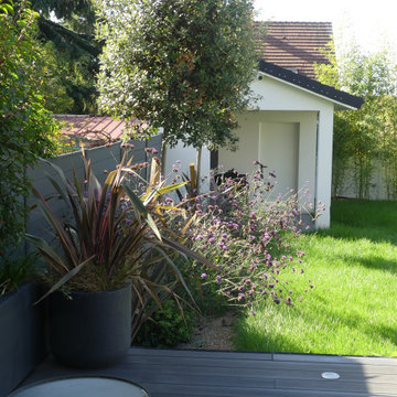 Jardin d'une maison contemporaine en Essonne 650m2