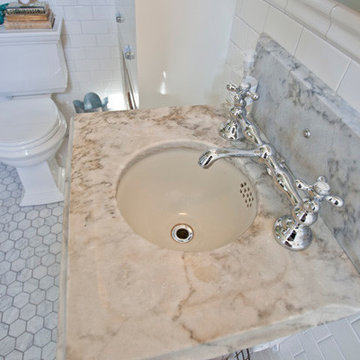 Greek Revival- Master Bath
