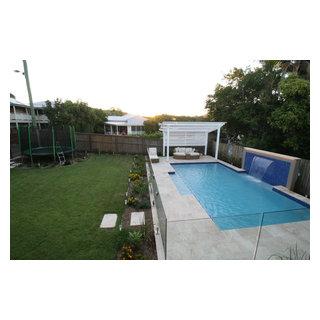 Swimming pool and backyard landscape ASHGROVE - Contemporary - Pool ...