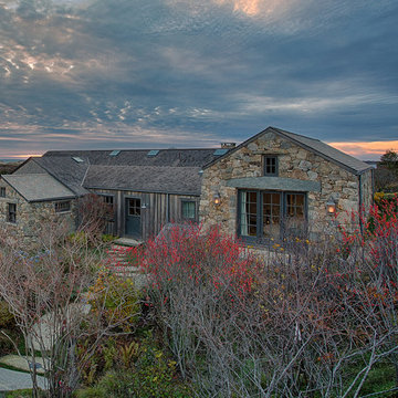 HOUSE IN CHILMARK