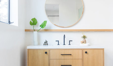 How Do I... Keep My Bathroom Odour- and Mould-Free?