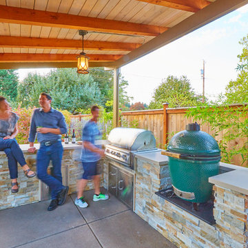 Eugene Outdoor Living Space with Kitchen and Hot Tub