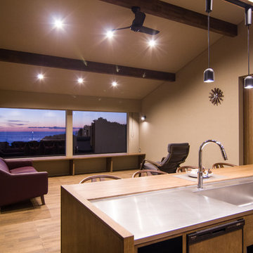 『海の見える家』