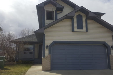 Inspiration for a timeless exterior home remodel in Calgary