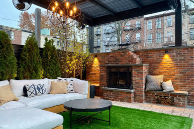Example of a classic exterior home design in New York