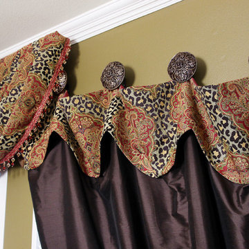 Animal Print & Chocolate Guest Room