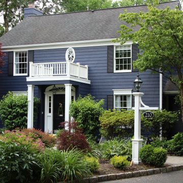 Colonial Cottage Style
