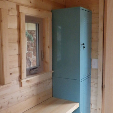 Tiny House - Desk/Storage