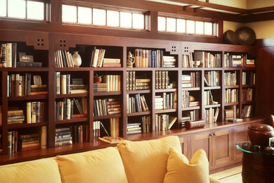 Example of an arts and crafts family room design in San Francisco