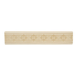 Tuileries Etoile Border in Breton Beige - Tile