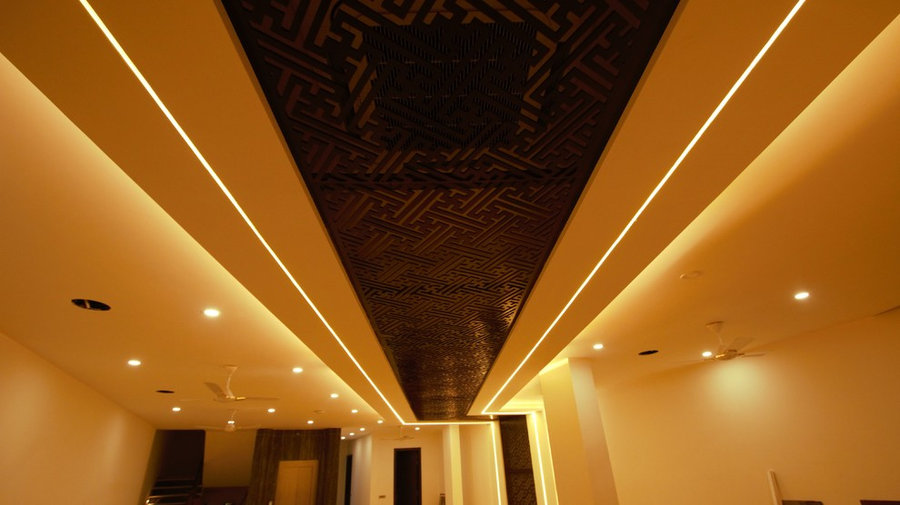 Entertainment Lounge