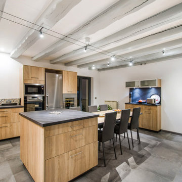 Projet de rénovation de cuisine dans maison rustique