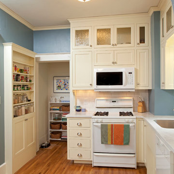 St. Paul Reproduction Kitchen