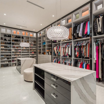 The Heights of Elegance – Flooring & Tile Work for Tampa’s Premier Estate