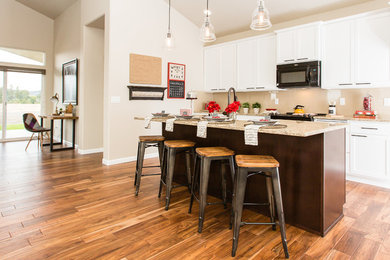 Trendy kitchen photo in Seattle
