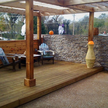 Caseyville exterior room