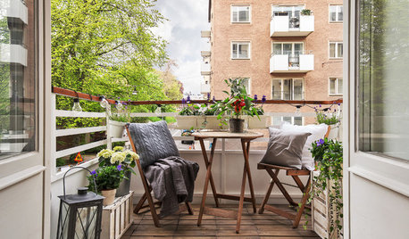 Der Balkon im Sommer: Was jetzt zu tun ist