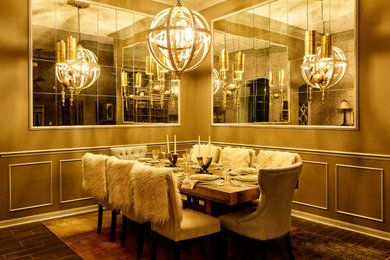 Example of a dining room design in Tampa