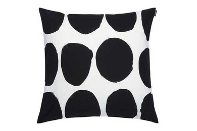 Koppelo Cushion Cover 50cm in white, black
