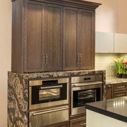 Mouser Cabinetry - Kitchen Cabinetry