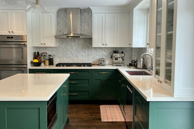 Minimalist kitchen photo in Seattle
