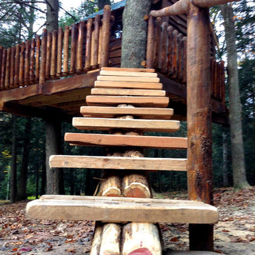 Milroy, PA Rustic Treehouse