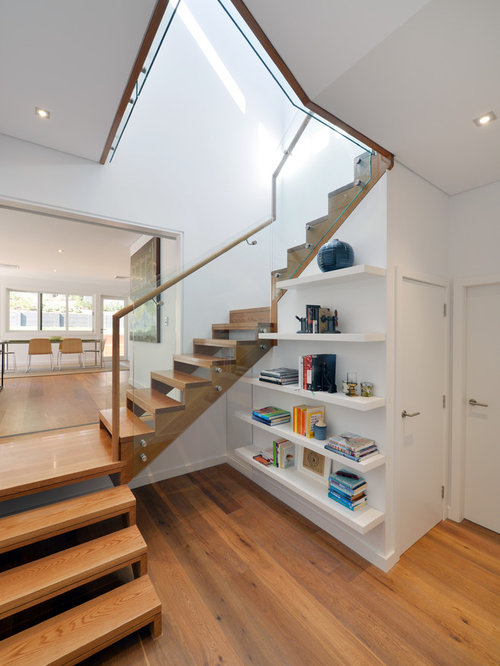 Split Level Stairs Houzz   De2104d404731e2a 8147 W500 H666 B0 P0  Contemporary Staircase 