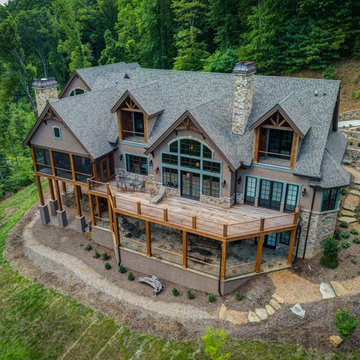 SkyTop Estate