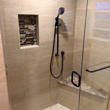 Warm Tones Transitional Bathroom