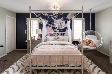 Design ideas for a traditional kids' bedroom in Kansas City.