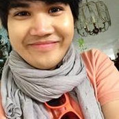 Mikie Lee's photo
