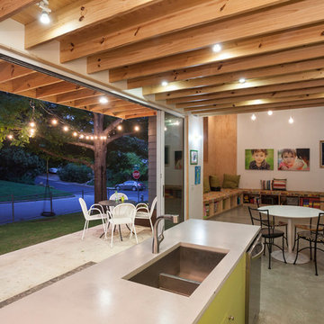 Faye and Walker Architecture: Pine House