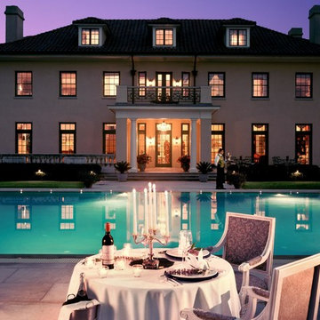 Custom Swimming Pools