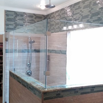 Doorless showers