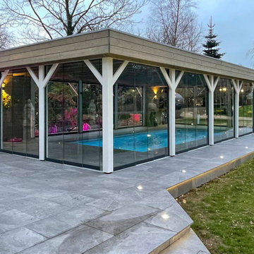 Outdoor Swimming Pools
