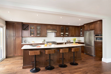Kitchen - modern kitchen idea in Boston