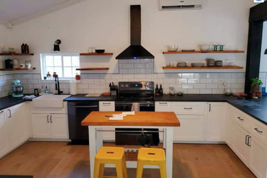 Kitchen photo in Oklahoma City