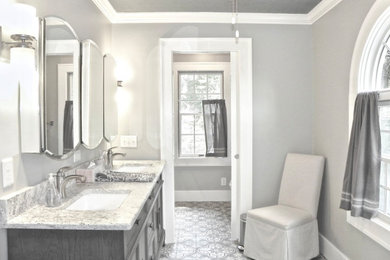 Bathroom - bathroom idea in Indianapolis