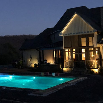 Custom vinyl liner pool with automatic cover