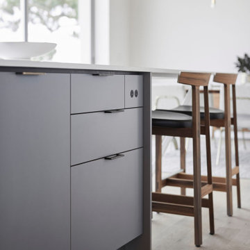 Mid-Century “Treehouse” Kitchen