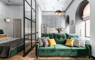 Houzz Tour: A Room in a Communal Flat Turns into a Chic Studio